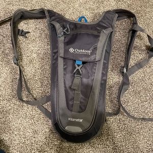 Outdoor Products, 48 oz. bladder, never used backpack